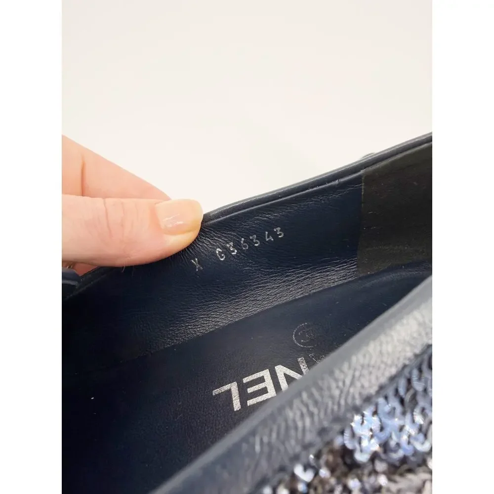 Chanel Navy Black Sequin CC Logo Slipper Loafer Flats Shoes Size 37 EU 6.5